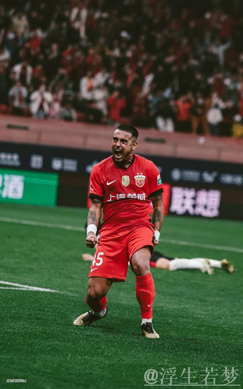 中超-莱昂纳多破门 上海海港主场憾平青岛西海岸