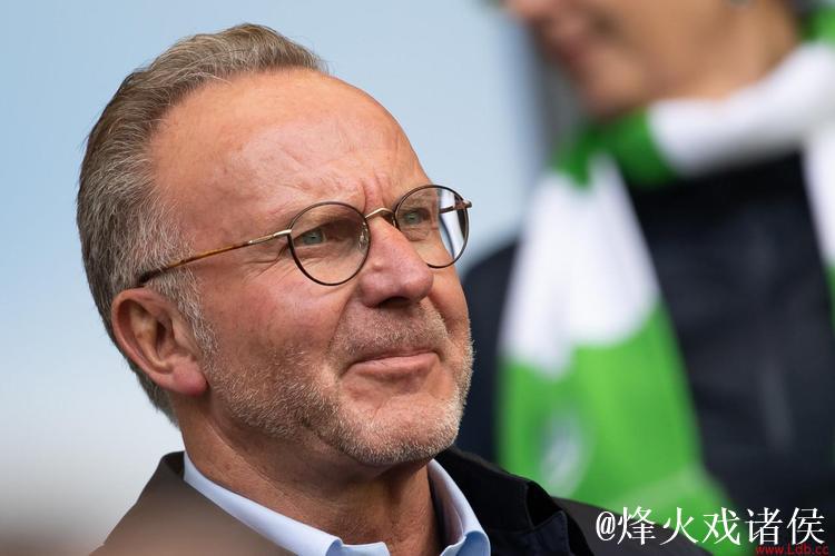 温格透露：鲁梅尼格来电，下周与拜仁讨论未来计划